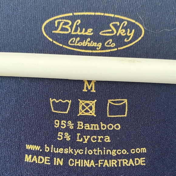 Blue Sky Navy Floral Blouse - Picture 2 of 3